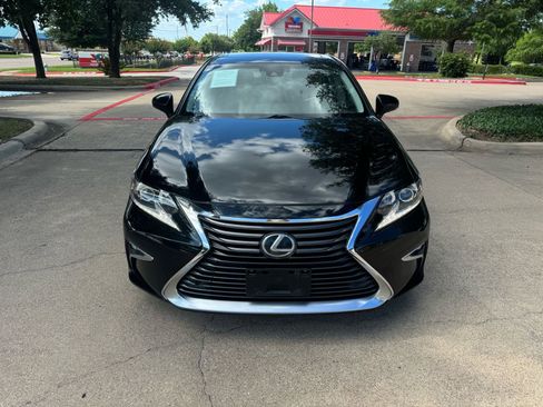 Used 2017 Lexus ES 350 image 3