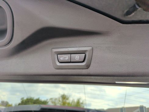 Used 2026 BMW X5 sDrive40i image 38