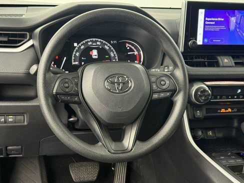 Certified 2025 Toyota RAV4 XLE image 30