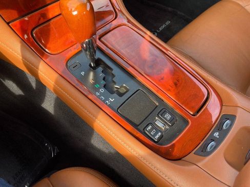 Used 2003 Lexus SC 430 Convertible RWD image 21
