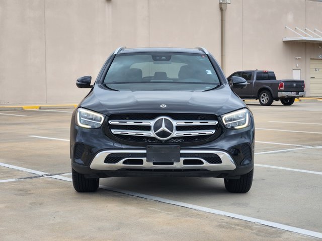 Used 2022 Mercedes-Benz GLC 300 image 2
