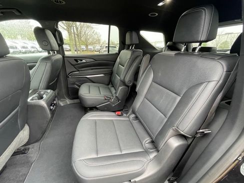 Used 2024 Chevrolet Traverse LT w/ Midnight/Sport Edition image 26