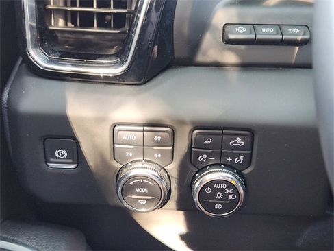 Used 2024 GMC Sierra 1500 Denali w/ Technology Package image 23