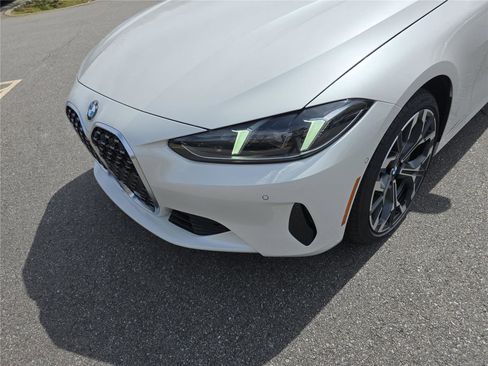 New 2026 BMW 430i xDrive Coupe w/ Premium Package AWD/4WD image 9