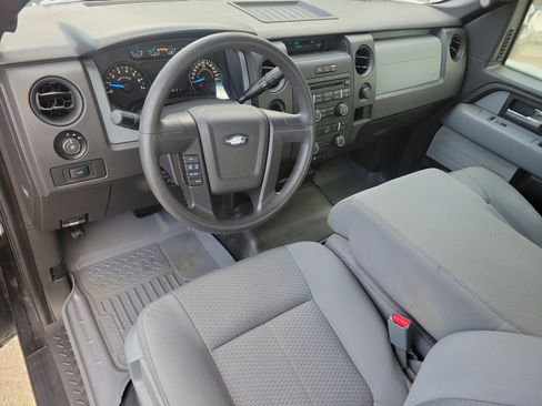 Used 2014 Ford F150 STX w/ Trailer Tow Package image 8