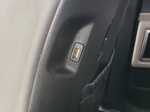 Used 2020 Kia Telluride S AWD/4WD image 17