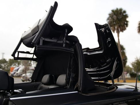 Used 2012 BMW 135i Convertible RWD image 11