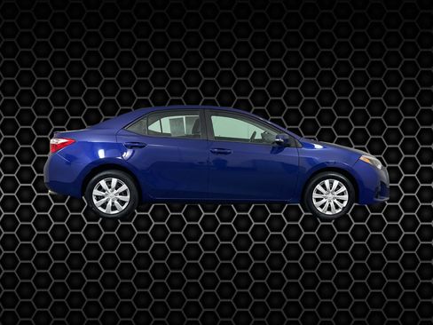 Used 2014 Toyota Corolla S image 37
