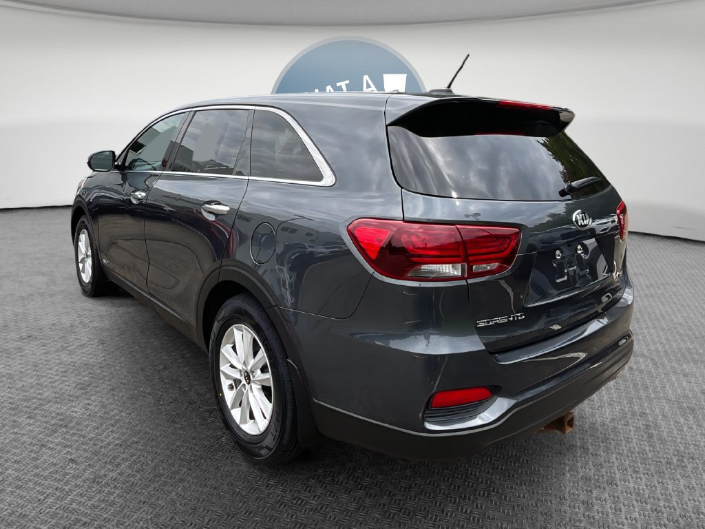 Used 2020 Kia Sorento LX AWD/4WD image 6