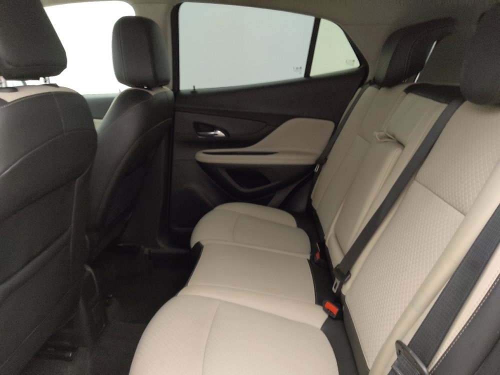 Used 2020 Buick Encore Preferred AWD/4WD image 18