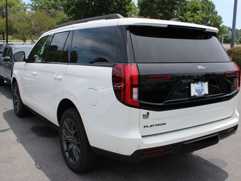 New 2025 Ford Expedition Platinum w/ Stealth Performance Package AWD/4WD image 19