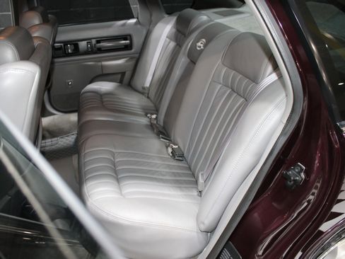 Used 1996 Chevrolet Impala SS RWD image 4