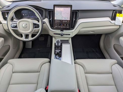 New 2026 Volvo XC60 B5 Ultra w/ Protection Package Premier image 16