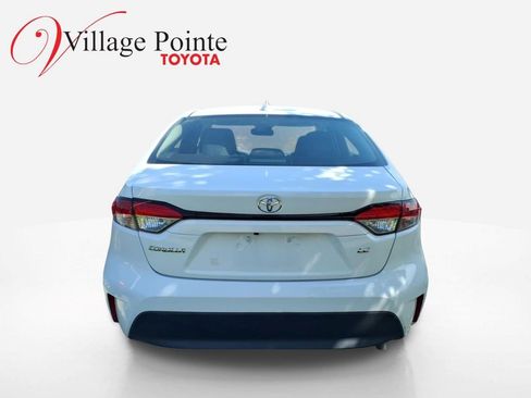 Used 2024 Toyota Corolla LE FWD image 3