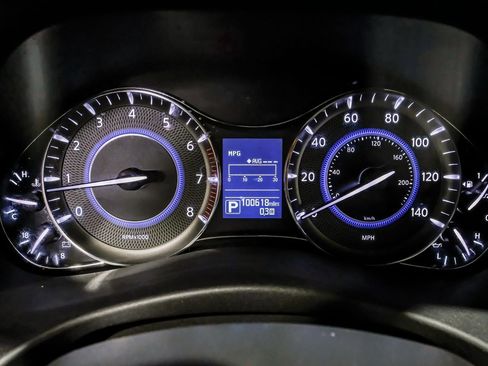 Used 2018 INFINITI QX80 2WD w/ Driver Assistance Package image 15