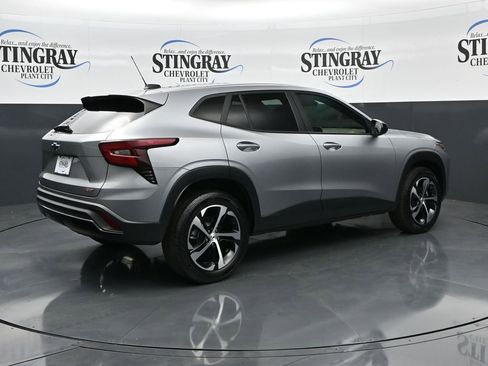 Used 2024 Chevrolet Trax RS w/ Driver Confidence Package image 7