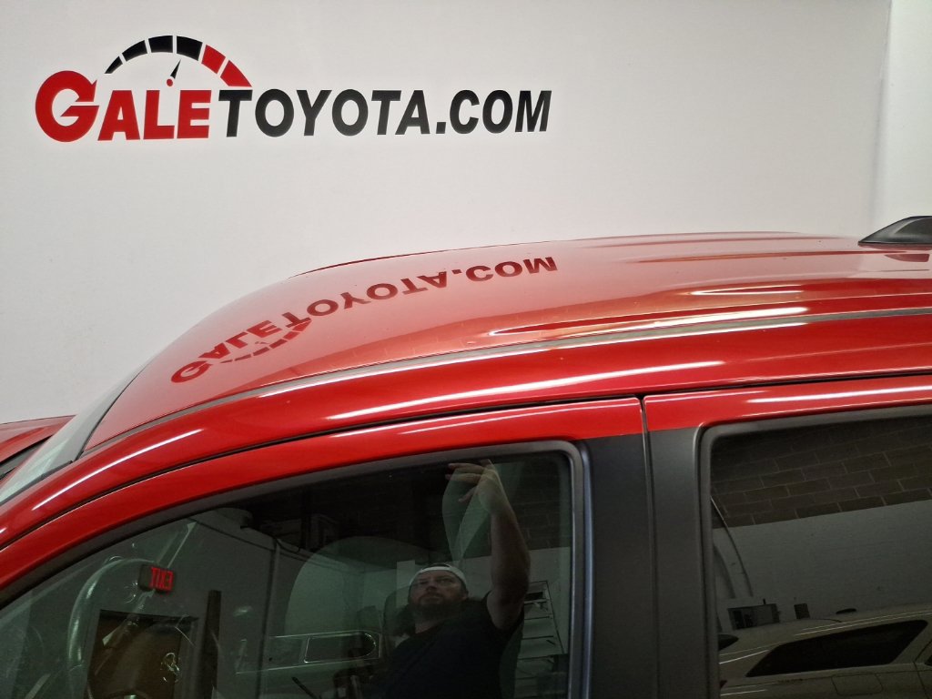 Used 2017 Toyota Tacoma SR5 w/ Tow Package AWD/4WD image 8