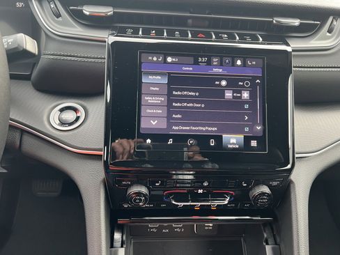 New 2025 Jeep Grand Cherokee L Altitude image 26