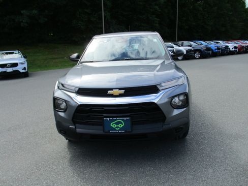 Used 2021 Chevrolet TrailBlazer LS AWD/4WD image 2