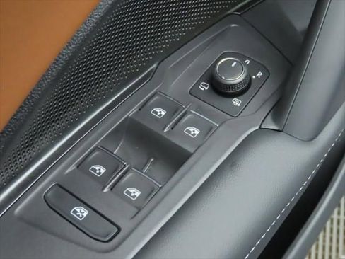 New 2026 Volkswagen Tiguan SEL R-Line image 24