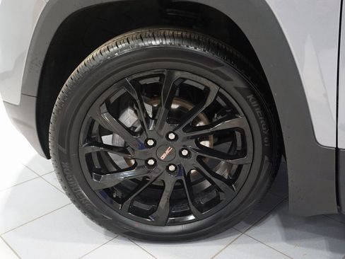 Certified 2024 GMC Terrain SLE w/ Driver Convenience Package image 29