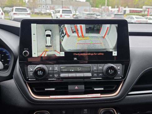 New 2026 Toyota Grand Highlander AWD Hybrid image 24