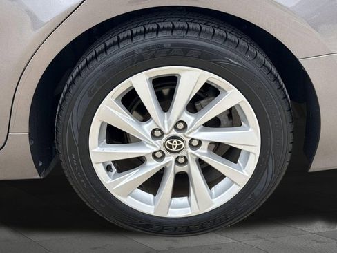 Used 2024 Toyota Camry LE FWD image 23