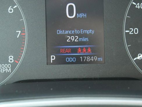 Certified 2024 Toyota Corolla SE w/ SE Package image 19