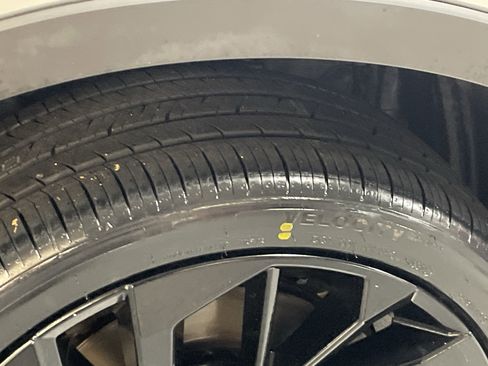 Used 2022 Mitsubishi Outlander SEL Black Edition image 12