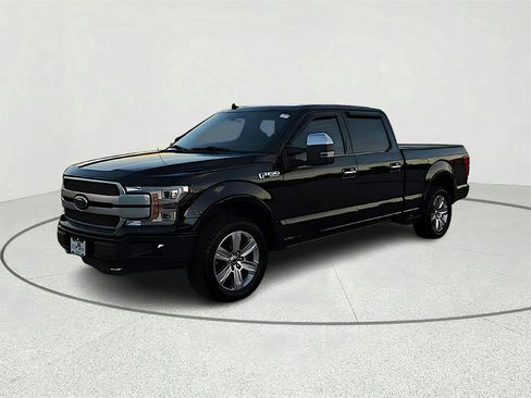 Used 2018 Ford F150 Platinum w/ Technology Package image 3