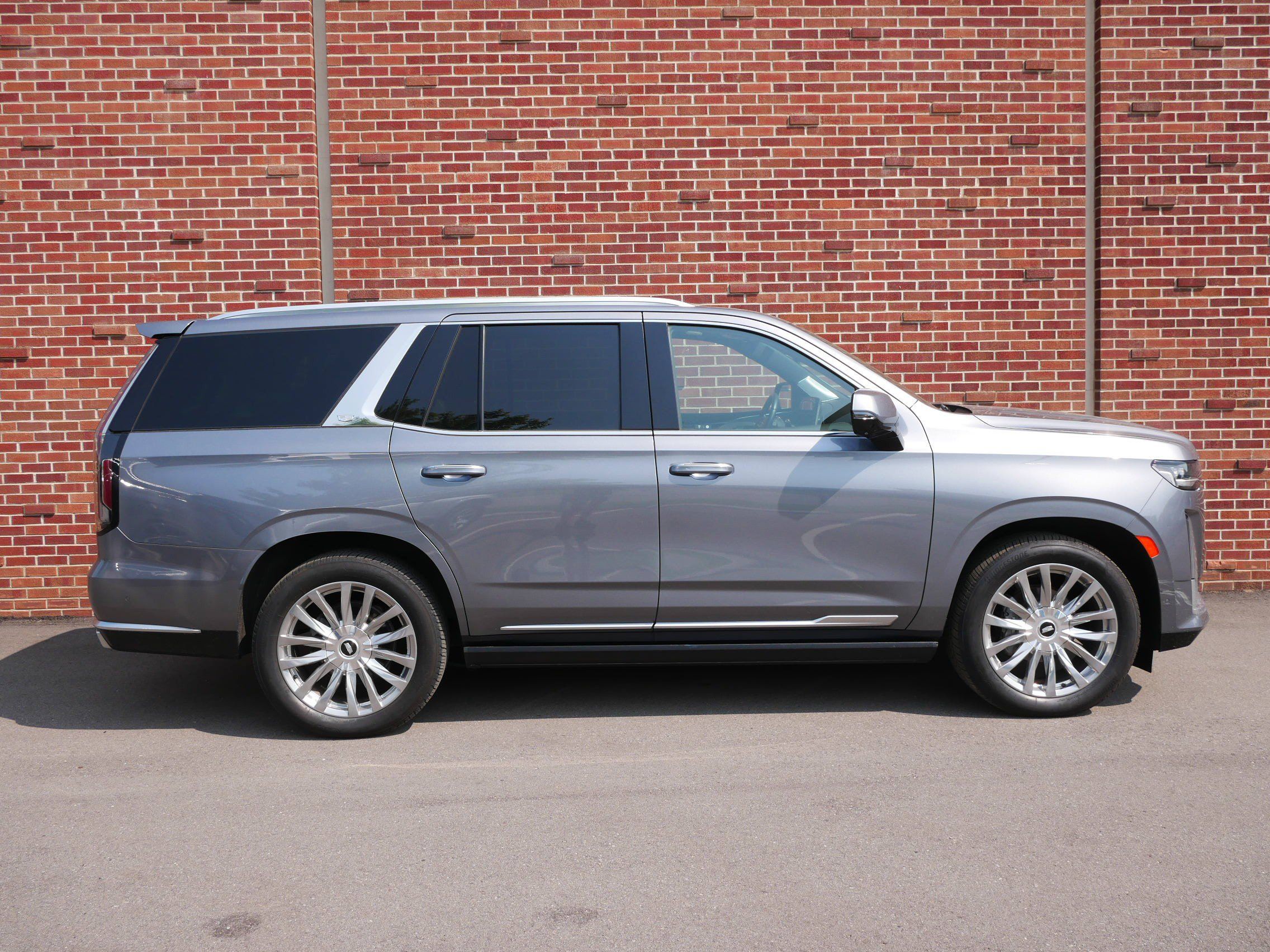 Used 2021 Cadillac Escalade Premium Luxury w/ Driver Assist Tech Package AWD/4WD image 26