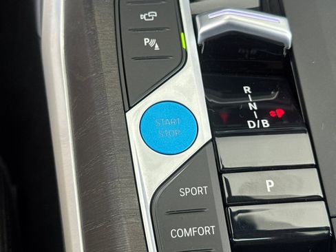 Used 2023 BMW i4 eDrive35 RWD image 17