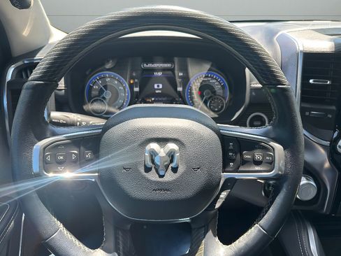 Used 2022 RAM 1500 Limited AWD/4WD image 29