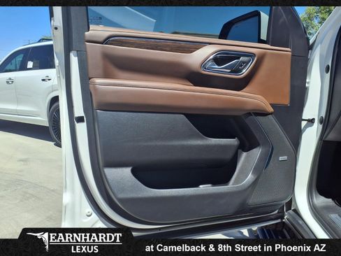 Used 2023 Chevrolet Tahoe High Country AWD/4WD image 18
