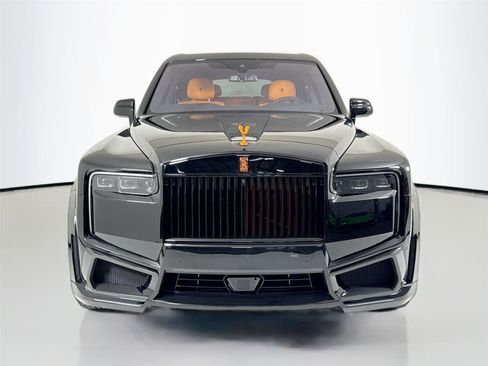 Used 2026 Rolls-Royce Cullinan image 11
