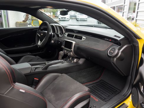 Used 2015 Chevrolet Camaro ZL1 image 27