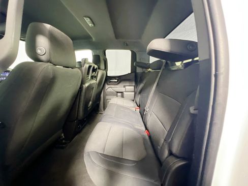 Used 2020 Chevrolet Silverado 1500 Custom w/ Custom Value Package image 28