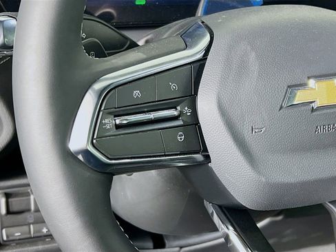 New 2026 Chevrolet Silverado EV LT image 10