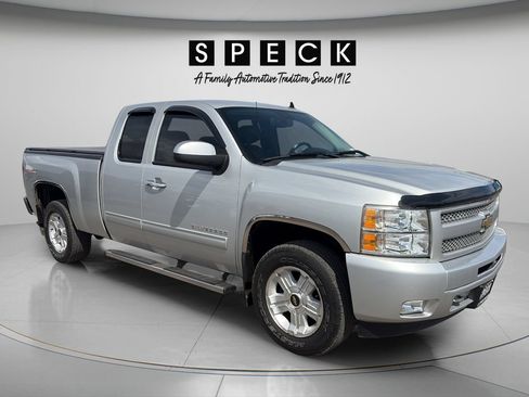 Used 2010 Chevrolet Silverado 1500 LTZ w/ Z71 Appearance Package AWD/4WD image 7
