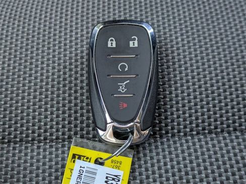 Used 2018 Chevrolet Traverse LT image 33