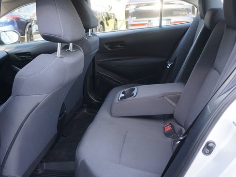 Used 2022 Toyota Corolla LE FWD image 18