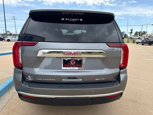 Used 2022 GMC Yukon SLT w/ SLT Luxury Package AWD/4WD image 6