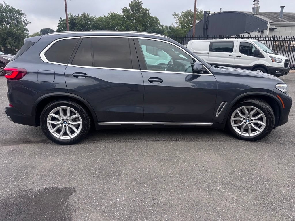 Used 2021 BMW X5 xDrive45e AWD/4WD image 9