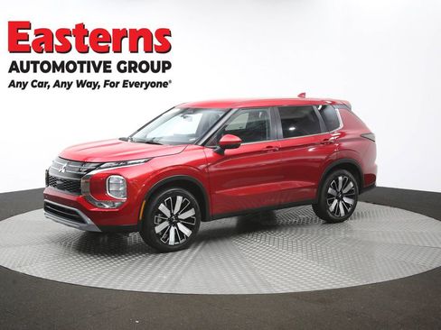 Used 2025 Mitsubishi Outlander SE FWD image 56