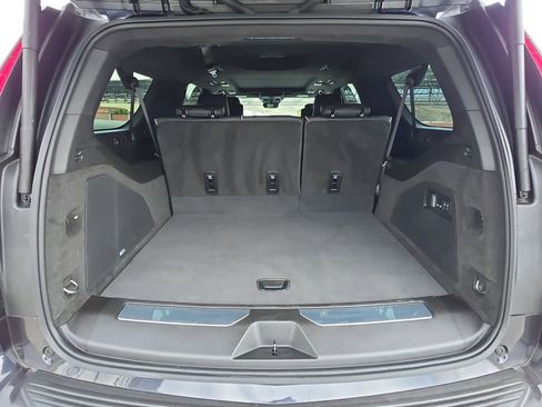 Used 2024 Cadillac Escalade ESV Sport Platinum w/ LPO, ONYX Package image 27