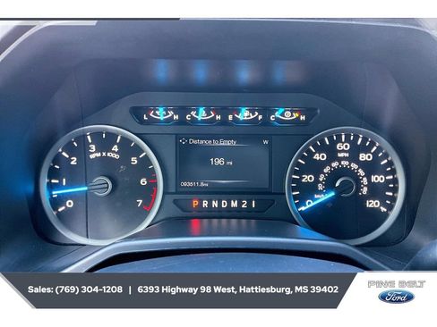 Used 2015 Ford F150 XLT w/ Equipment Group 302A Luxury AWD/4WD image 15