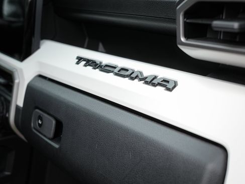 Used 2024 Toyota Tacoma TRD Off-Road image 36