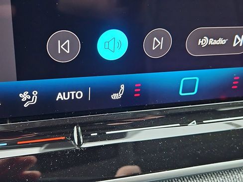 New 2026 Volkswagen Tiguan S AWD/4WD image 11
