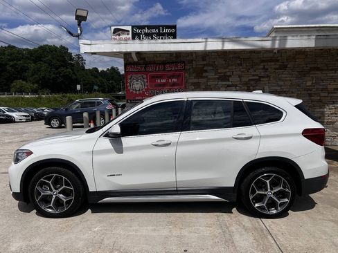 Used 2018 BMW X1 sDrive28i FWD image 3