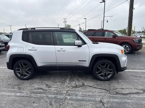 Used 2020 Jeep Renegade Altitude AWD/4WD image 2